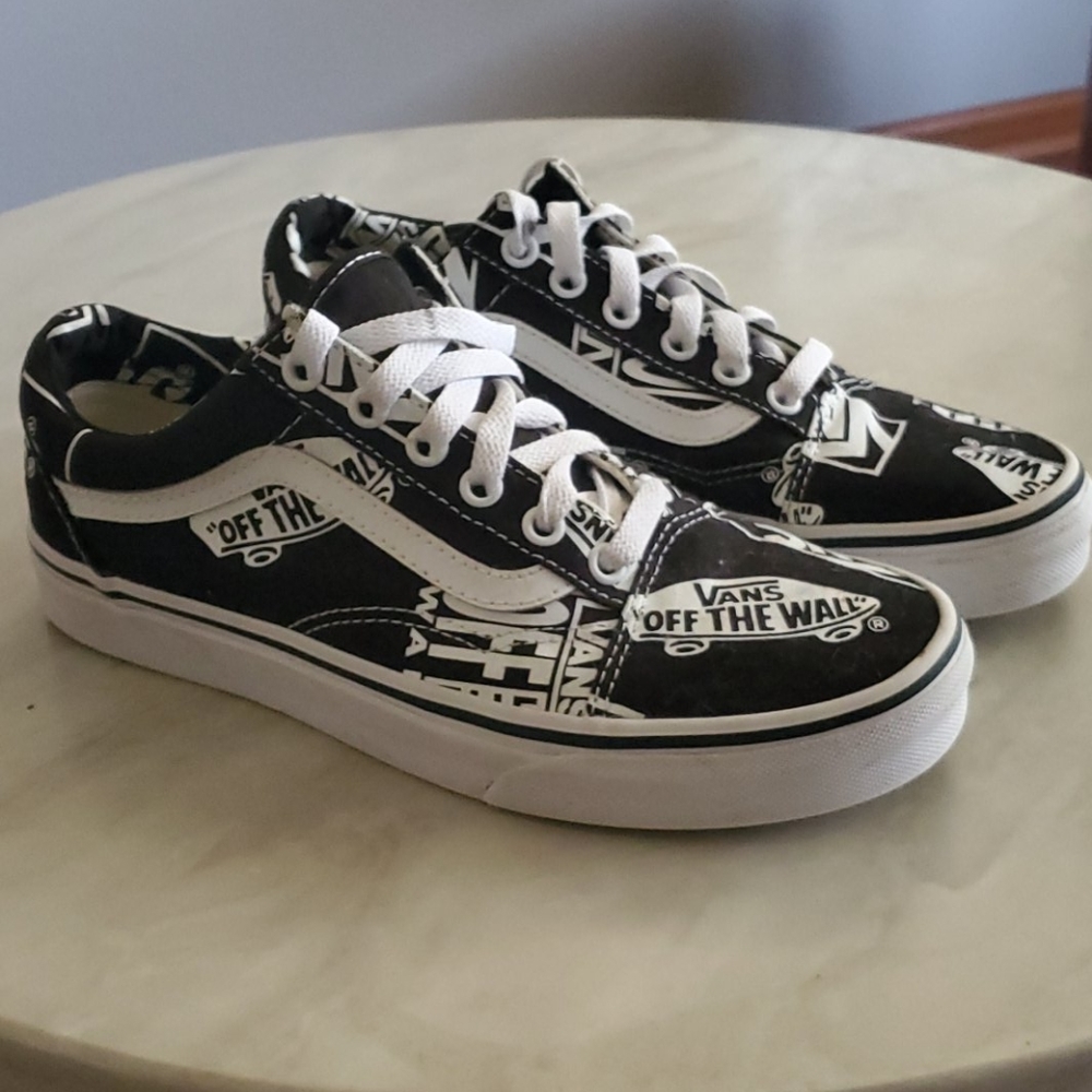 Vans (Women size 7 or Men's size 5.5)